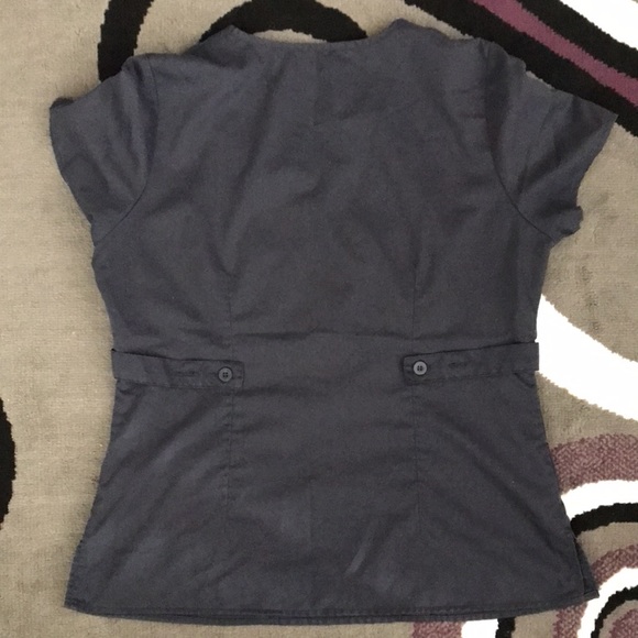 Large gray/pewter Grey’s Anatomy scrub top - Picture 2 of 2